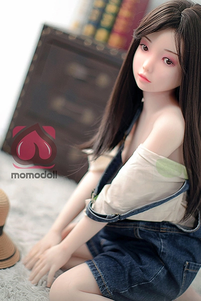 普乳ラブドール momo doll