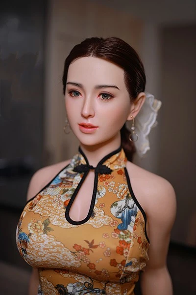 巨乳人妻パイズリラブドール