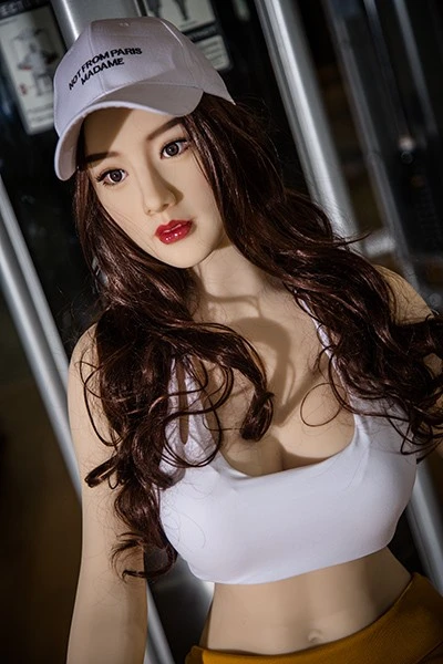 大学生外人等身大ラブドール
