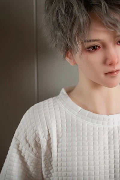 エロい等身大男性型ラブドール