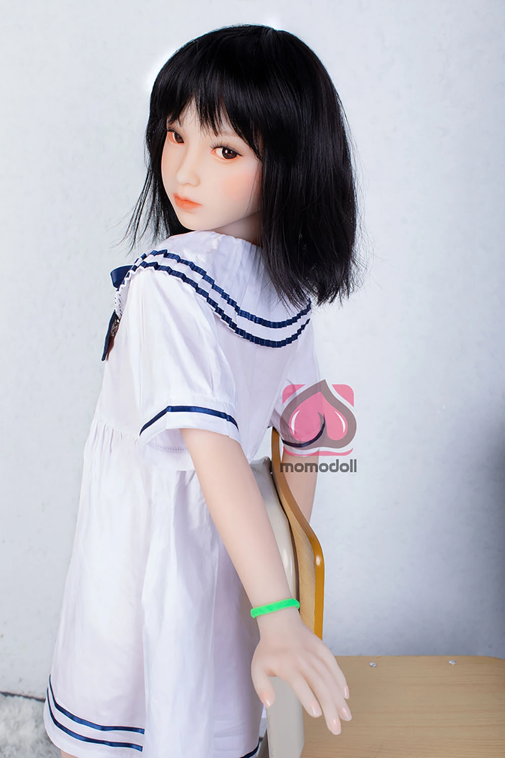 アイドル系かわいい学生ラブドール